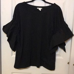 Puffy sleeve tshirt